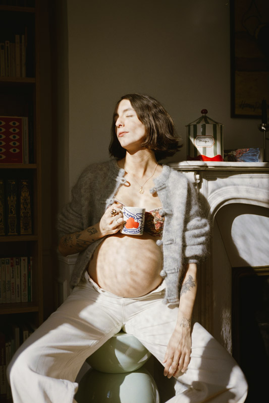 Film-photographer-Paris-120mm-Marine-Gaste-pregnant-baby-bump